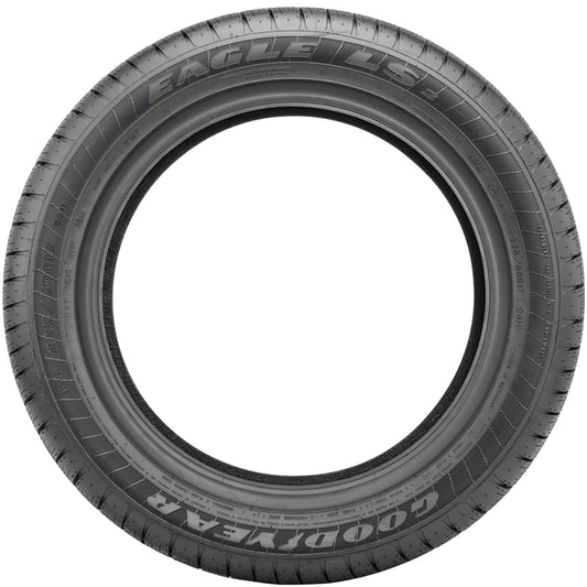 Full-season P275/55R20 111S passenger tires